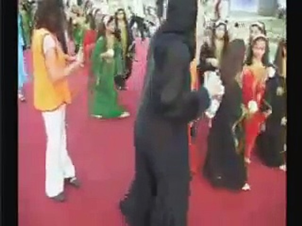 رد على فيديو بنات ارامكو