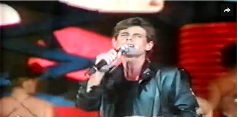 Ritchie - Menina Veneno / Chacrinha 1983