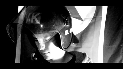 Insane Salvia 40X Trip. Guy Looks Like He sees God