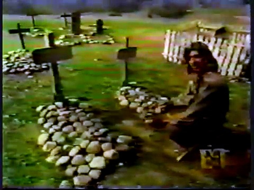 ET on set with William, Joe, Jane, & Helene  [2.72]