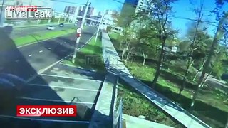 Russian Football Player Andrey Yeshchenko Car Crash (170 km/h)