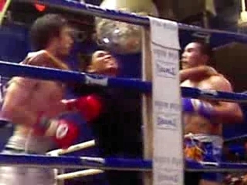 COMBAT MUAY/BOX THAI