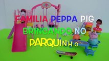 Pig George Da Familia Peppa Pig brinca no Parquinho da Barbie Completo em Portugues 2015