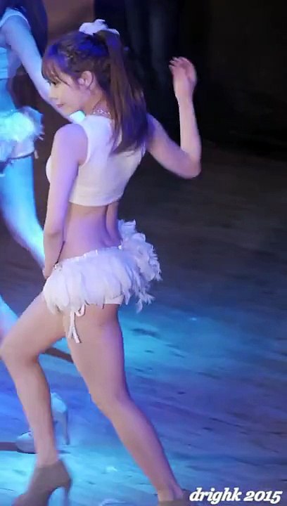 직캠 150227 댄스팀 밤비노BAMBINO   Dance Performance 4of4 다희 김포대 by drighk