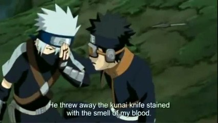 Cuando Obito le da el sharingan a kakashi