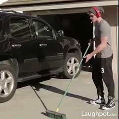 Very funny cat dance ever must see