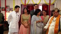 Shreya ( Ankita ) attends Ananya ( Kritika kamra ) and Kabir's ( Rajeev Khandelwal )  engagement in Reporters