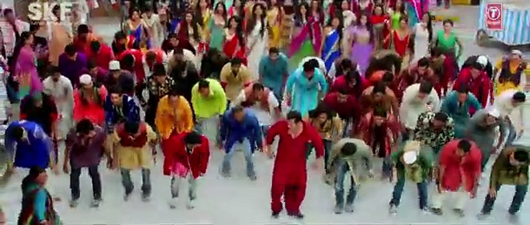 Aaj Ki Party VIDEO Song 2015