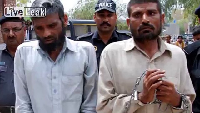 2 Brothers In Pakistan Eating Human Dead Bodies From Graveyard..
