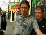 Funny British guy trolls cops