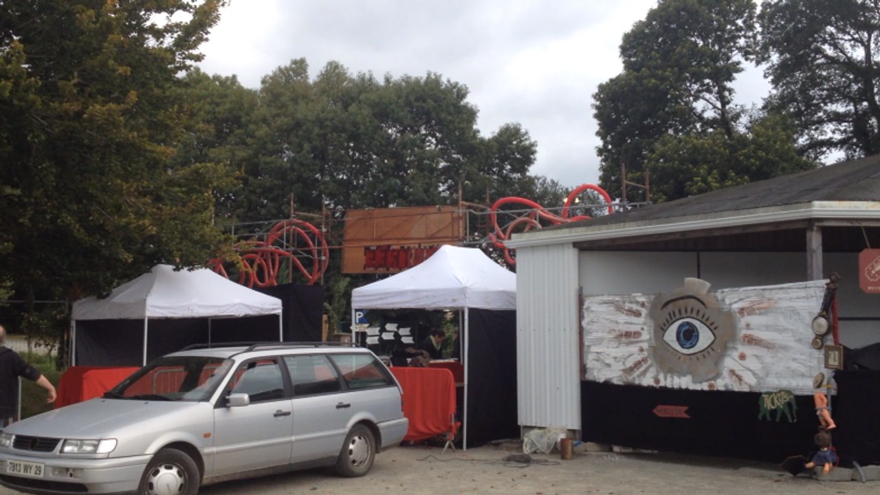 Derniers préparatifs au Tomahawk Festival