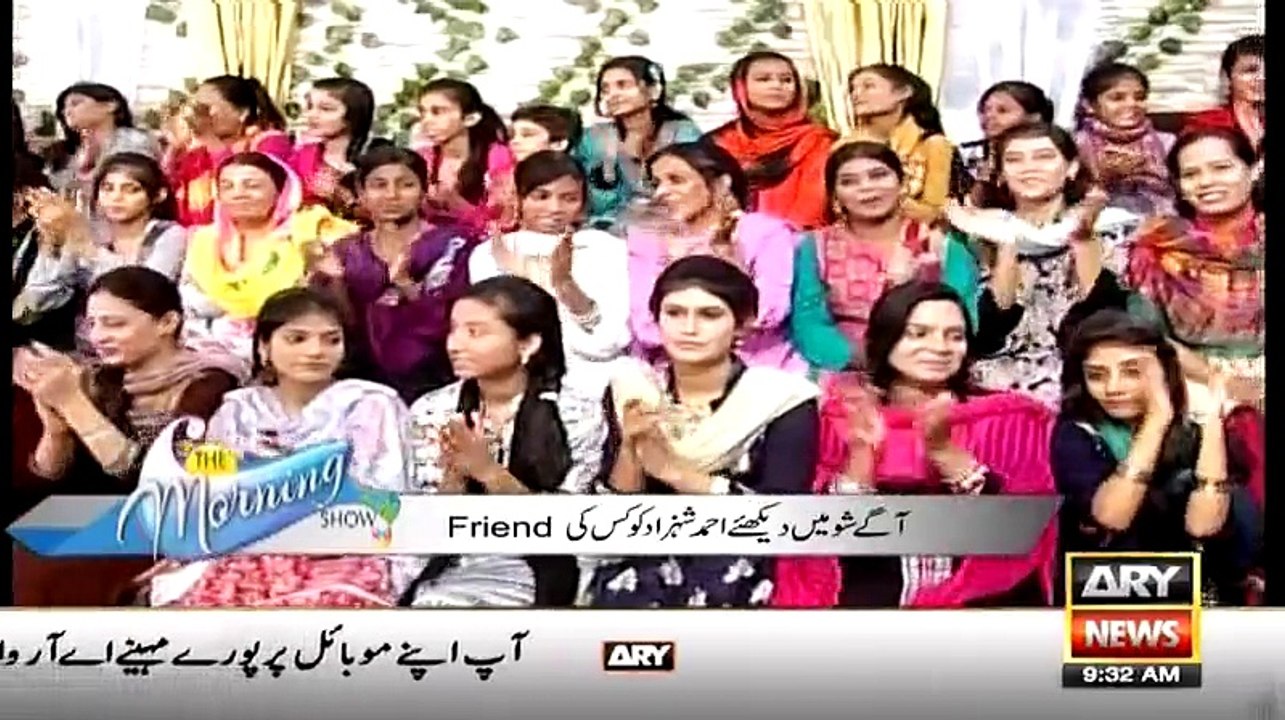 What Happened When Sanam Asked His Selfies With Shahid Afridi - Must Watch