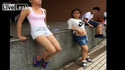 2 hotgirls in the morning i'm doing exercise :))