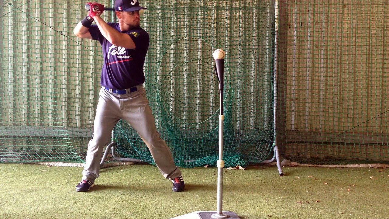 Exercice Tee-ball/ tee haut epaule