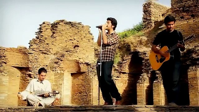 Ismail _ Junaid ~ Jar Jar Zama Ranra Zama Laila Da ~ Pashto New Song 2012.flv - YouTube