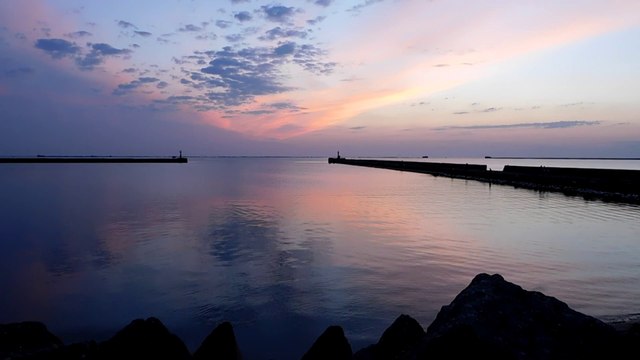 Лиепая, закат, штиль.