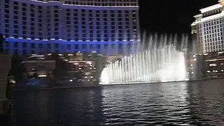 Bellagio fountains / Hotelli Bellagion suihkulähteet