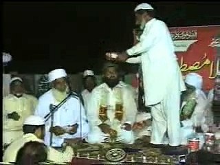 talented and amazing urdu shayri in pakistan watch this video