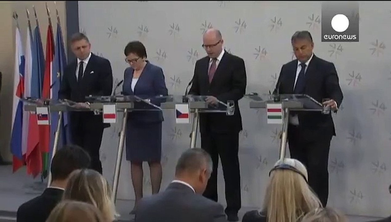 Central European leaders underline opposition to migrant quotas