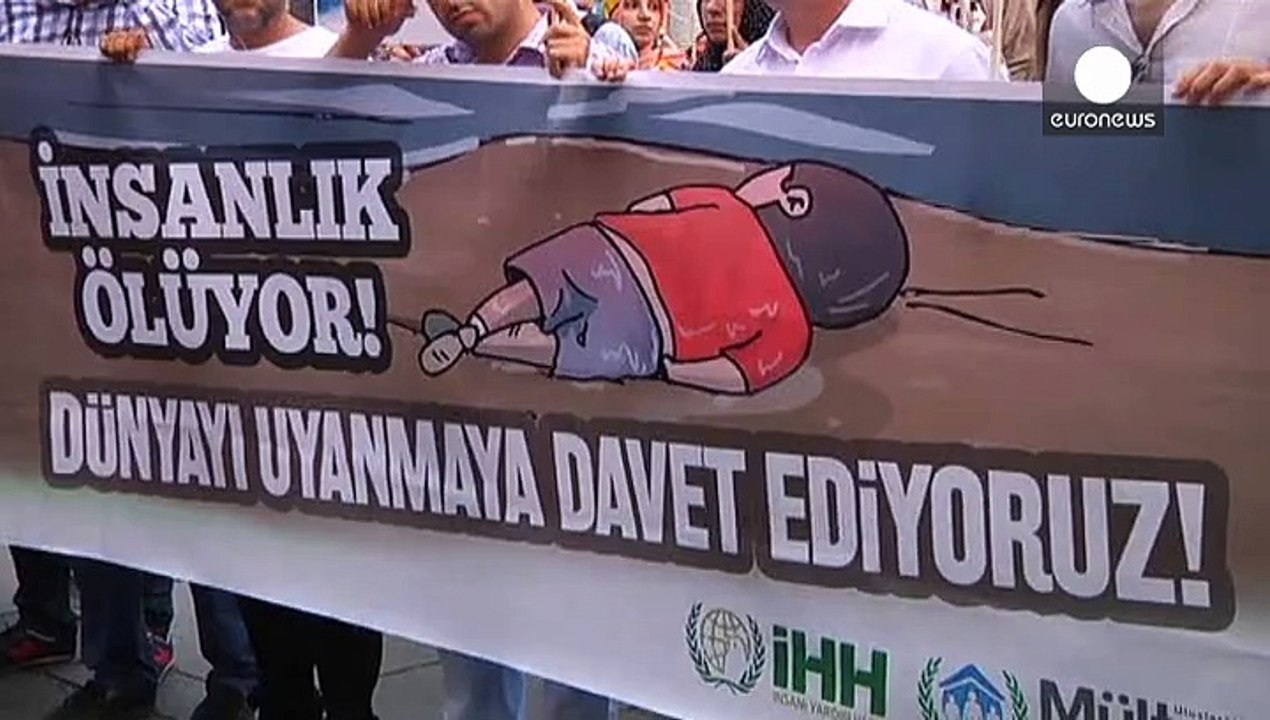 Istanbul: hundreds rally in support of migrants