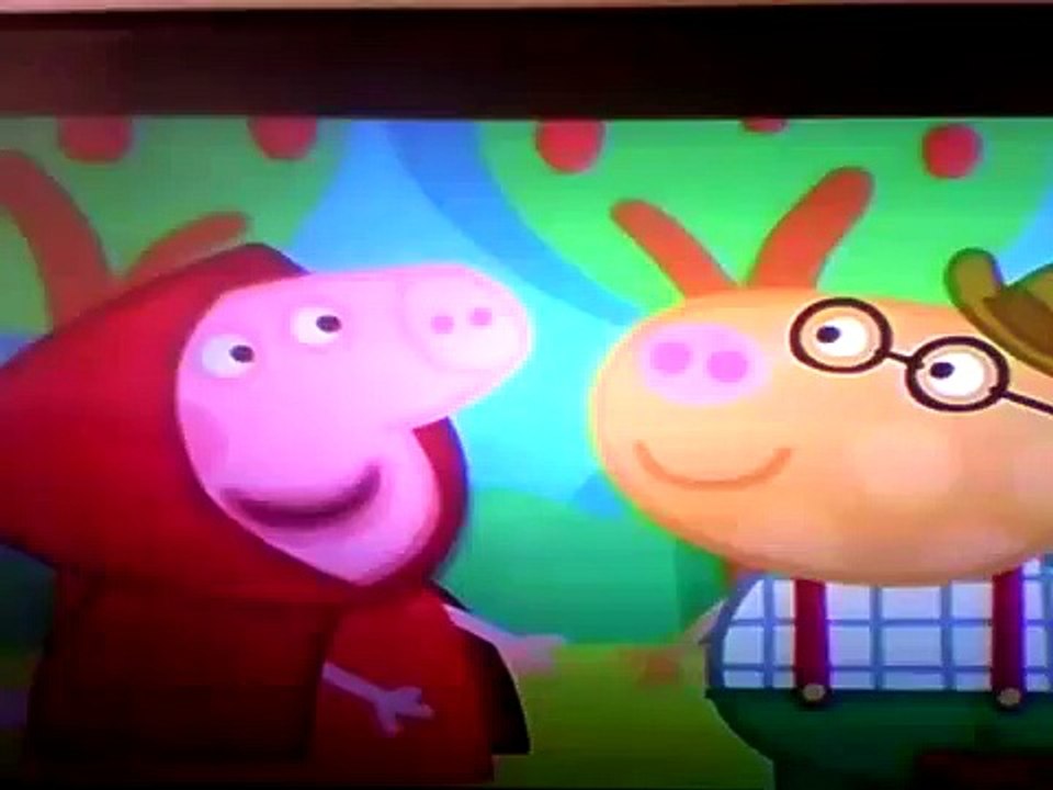 Peppa pig kisses Pedro pony