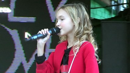 Арина Данилова - BIG BIG WORLD