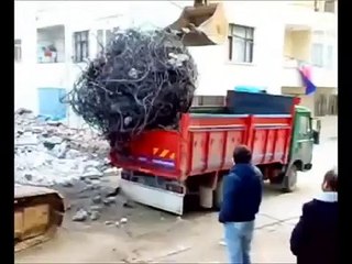 whatsapp videos truck overloaded