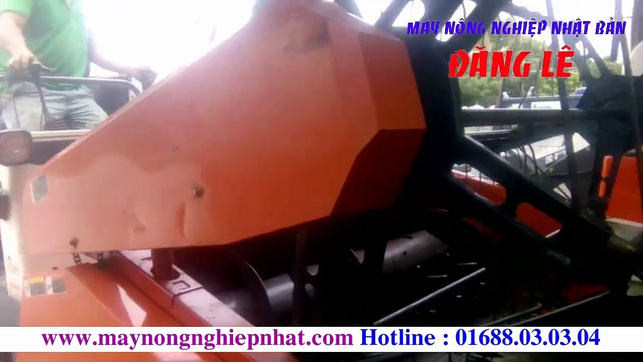T9 2015 Xuất giao bán máy gặt Kubota DC60 Thái lan đi Đông Triều Quảng Ninh