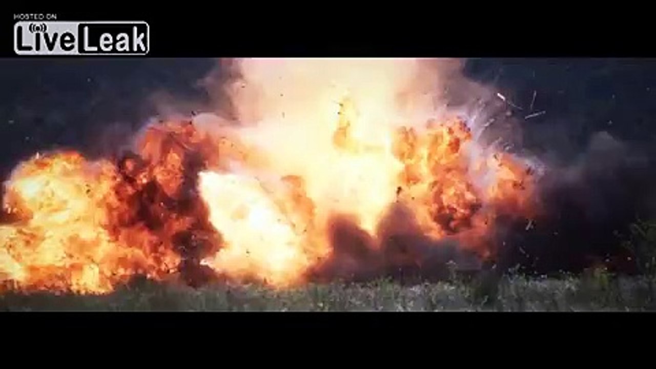 AMAZING ULTRA SLO-MO: RUSSIAN ARTILLERY: MORTARS, MSTA, GRADS AND MORE
