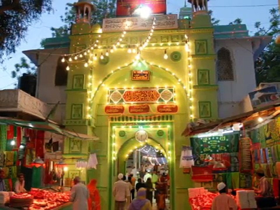 Har Dam Mere Khwaja Ki - Kamil Shuttari Hyderabadi - Aziz Ahmed Khan Warsi