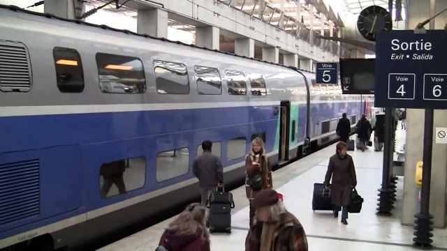 TGV à Roissy Charles de Gaulle