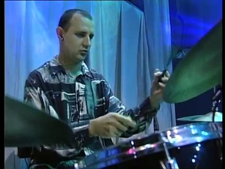 ME DAS EL MAR (HQ) PRESUNTOS IMPLICADOS