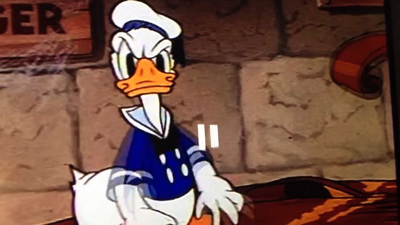 Donald Duck Clock Cleaners Clip