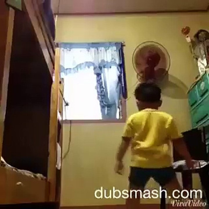 hahaha kya dance hy is bache ka