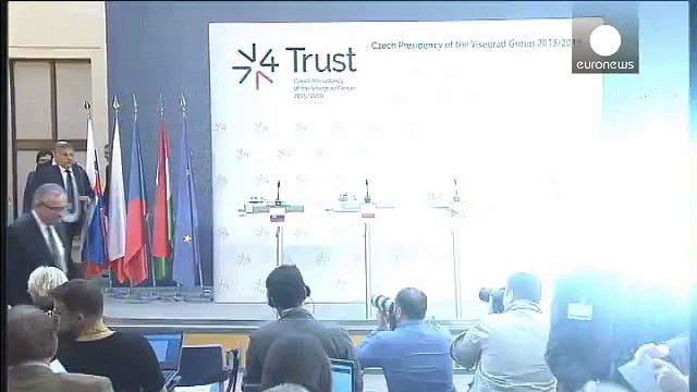 Central European leaders underline opposition to migrant quotas