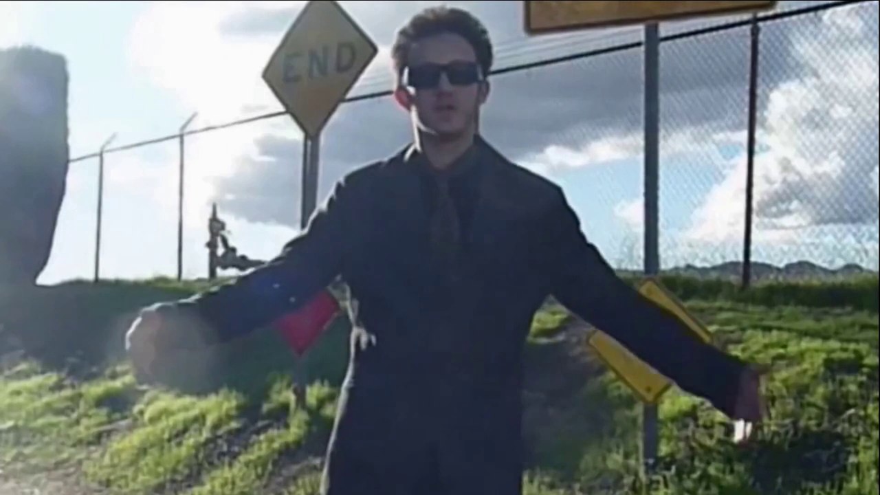 [HD] Eldon Cloud x Christian Caro - Outer Space (Victorius Dubstep remix) [music video]