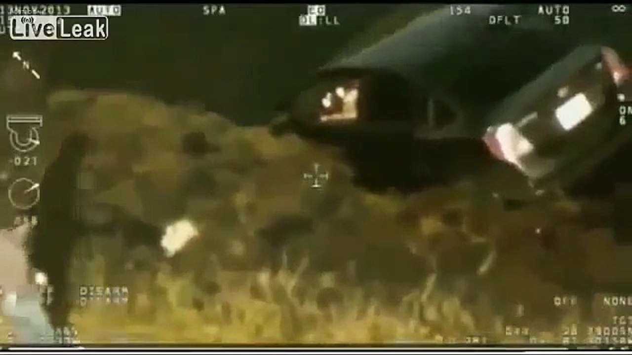RAW Strangers Pull Woman From Sinking Vehicle