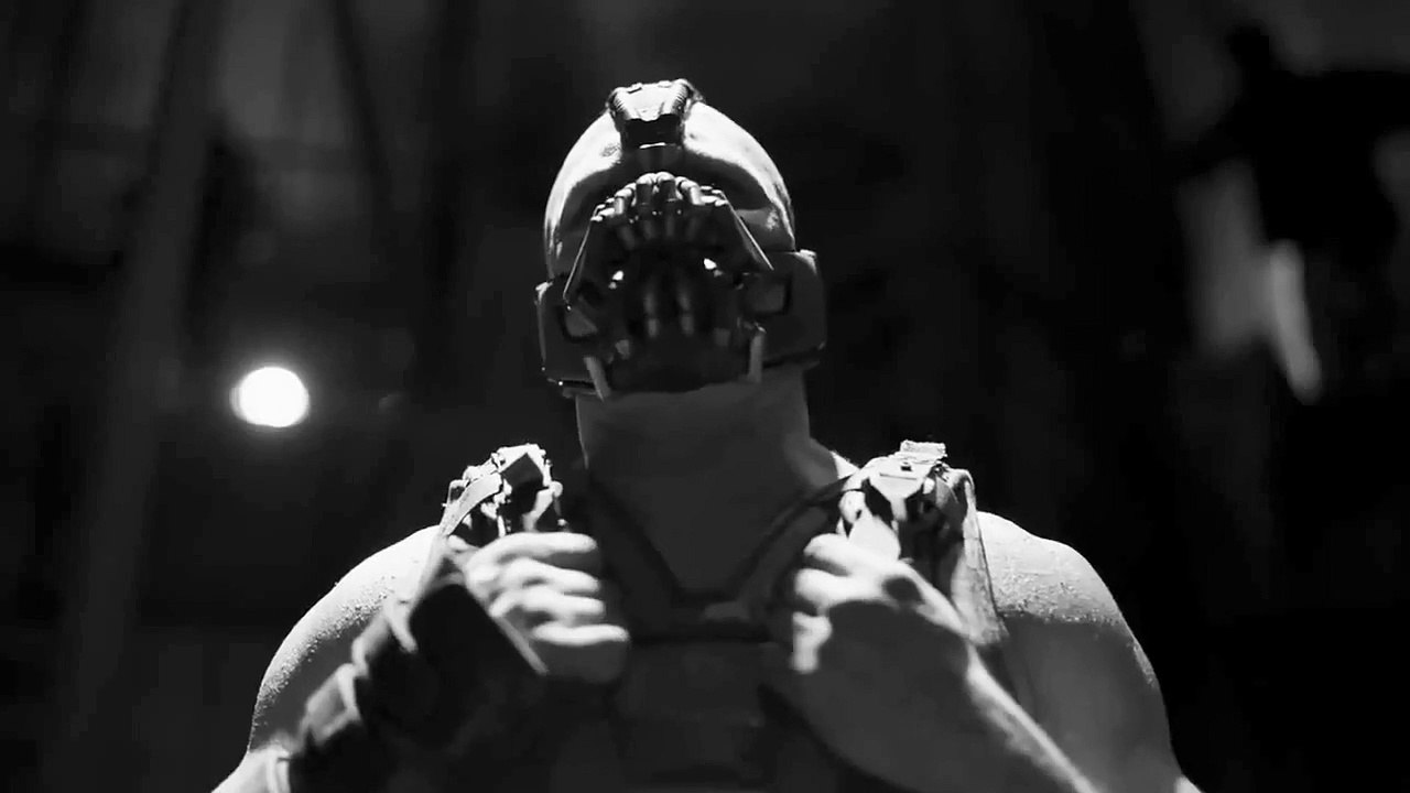 The Dark Knight Rises: Batman vs Bane (black and white)