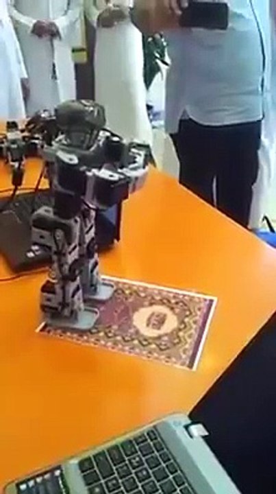 robot ofring prayer