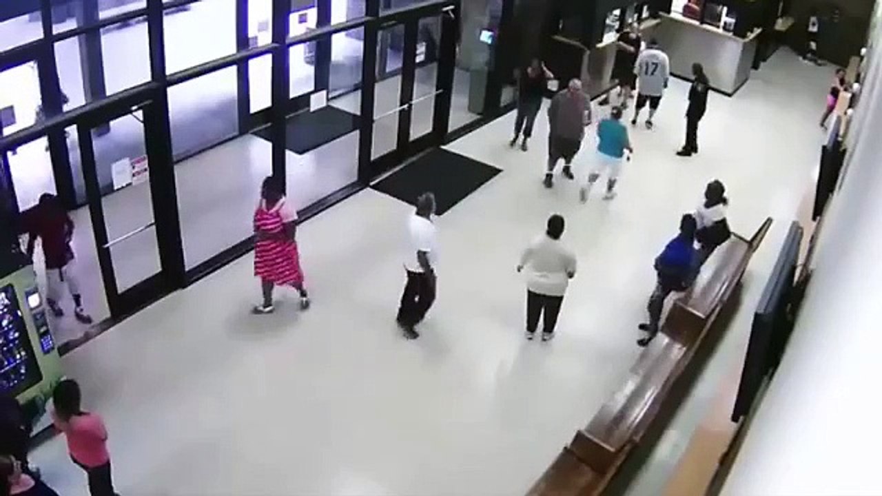 MURDER CAUGHT ON TAPE!! Dallas Police Are Caught On SURVEILLANCE CAMERA . . . Murdering