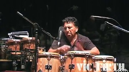 Peter Erskine & Alex Acuna performing "Black Market Juggler"