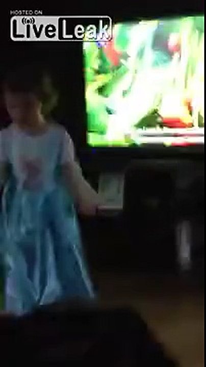 Very funny 2yr old girl, who gives her mum the uncontrollable laughies... Whilst trying to sing a song from the movie "Frozen."