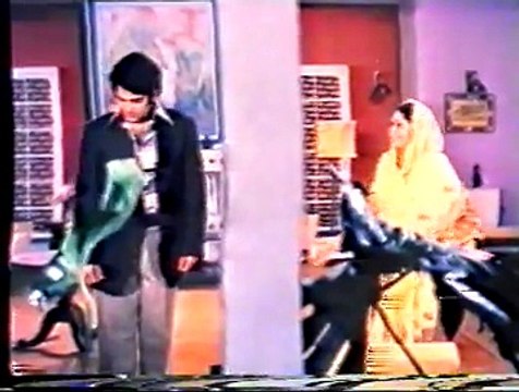 FILM STARS SHAHID & NAJMA MEHBOOB - FILM. AAMNA SAAMNA ... Shahid Lovers Circ...