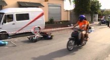 Aksident në Shkozë, furgoni përplaset me motorin dhe biçikletën, 5 të plagosur