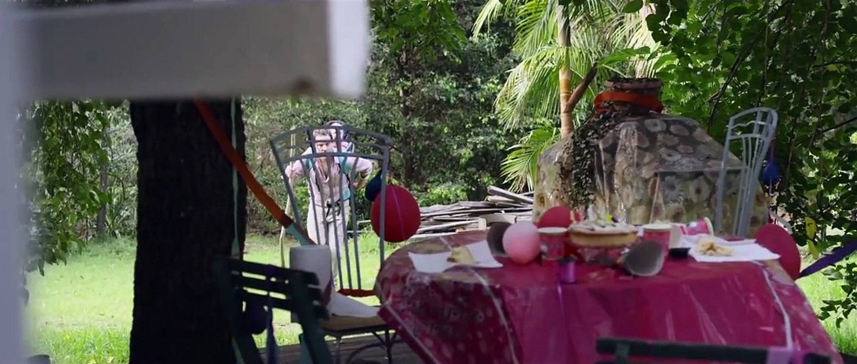 Cargo | Finalist of Tropfest Australia 2013 - Very heart touching video-zombie attack.. must watch