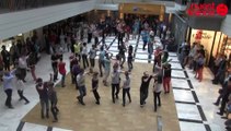 Rennes : flashmob surprise au centre Colombia