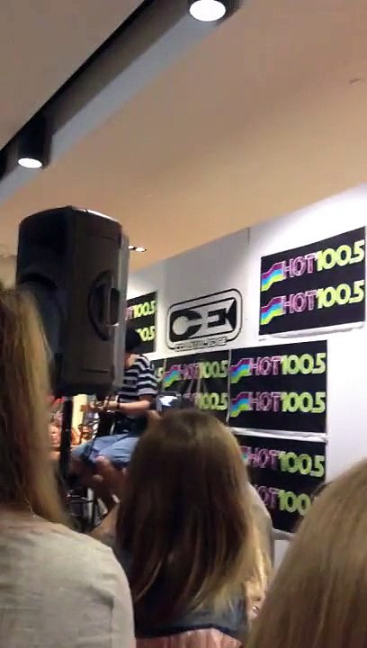 Cody Simpson free concert