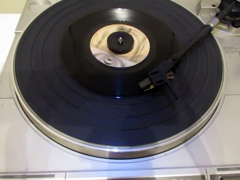 Adnan Şenses Çok üzgünsün arkadaş bir derdin mi var Plak kaydı