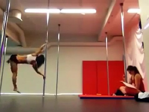 Incredibile quello che riesce fare questa ragazza