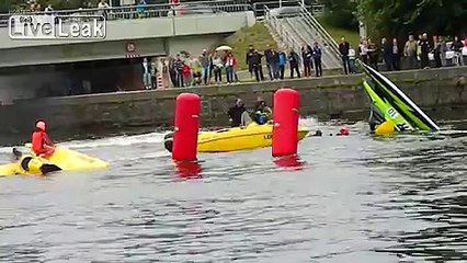 Speedboats crash simultaneously @ Rally Kurzeme, Latvia